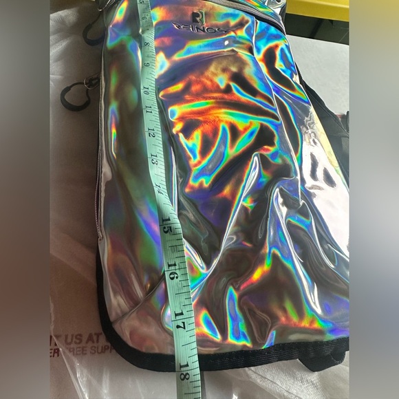 NWT Hydration Backpack Pack with 2L Water Bladder - Picture 12 of 13